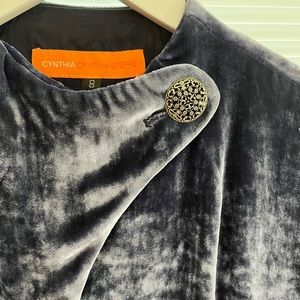 Cynthia Steffe Size 8 Midi Length Sleeveless Beautiful Velvet  Blue